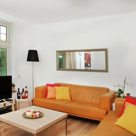 Comfortable Holiday In With Fenced Garden
