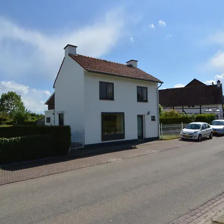 Holiday home Comfortable Holiday In With Fenced Garden *
